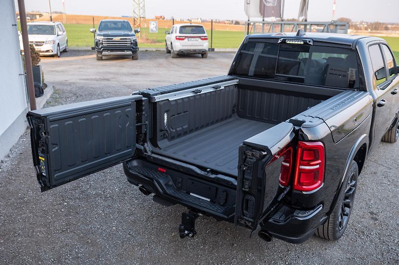 Dodge RAM (2025) 1500 LIMITED 3.0l - fotka 9 z 15