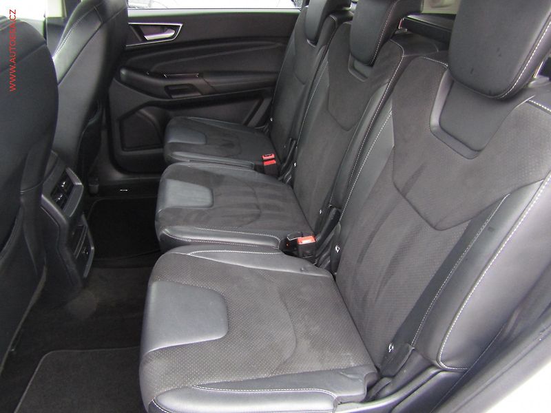 Ford S-MAX (2016) 2.0TDCi, AT, ACC, klima - fotka 10 z 19