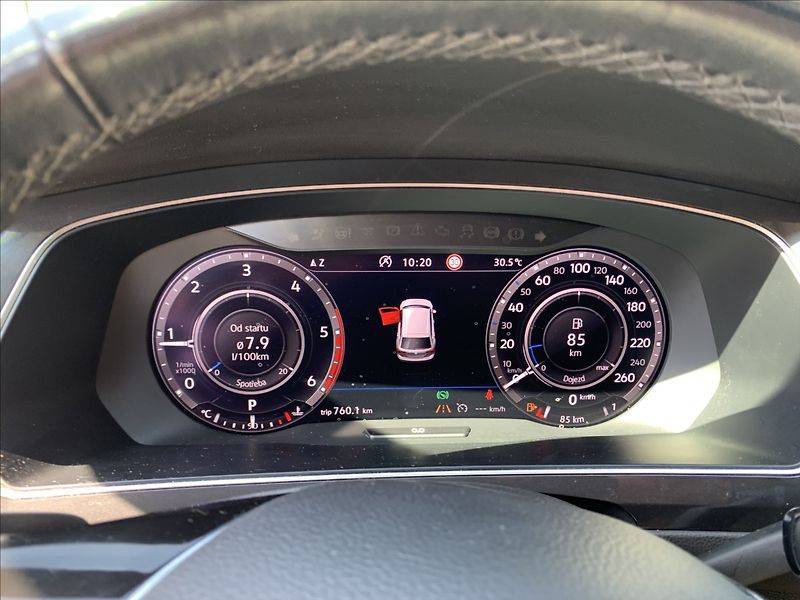 Volkswagen Tiguan 2,0 TDI 4X4 DSG 140KW PANORAMA - fotka 14 z 28