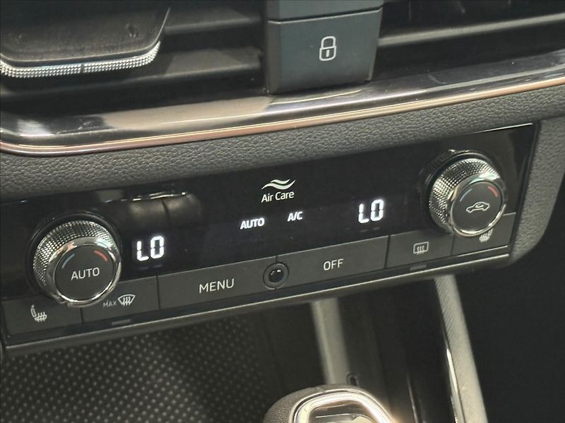 Škoda Scala 1,0 TSI STYLE DSG - fotka 12 z 16