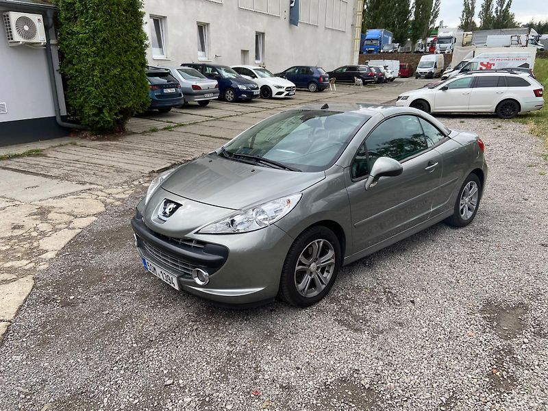Peugeot 207 (2008) 1.6, 88kW, LPG, Euro 4, Kabrio - fotka 2 z 20