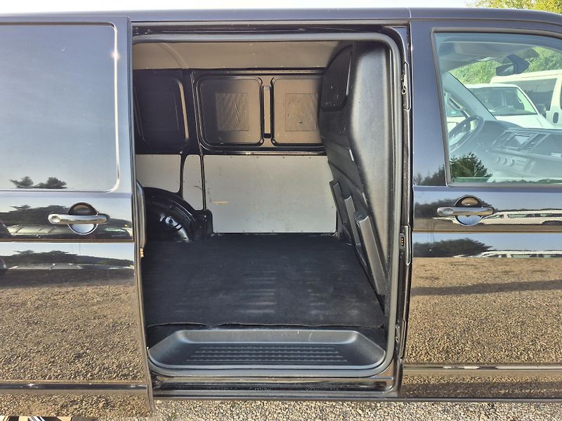 Volkswagen Transporter (2018) T6 110Kw Comfort  - fotka 24 z 33