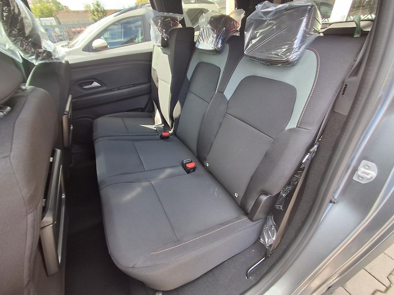 Dacia Jogger (2026) Extreme Eco-G 120 auto 5 míst - fotka 26 z 35