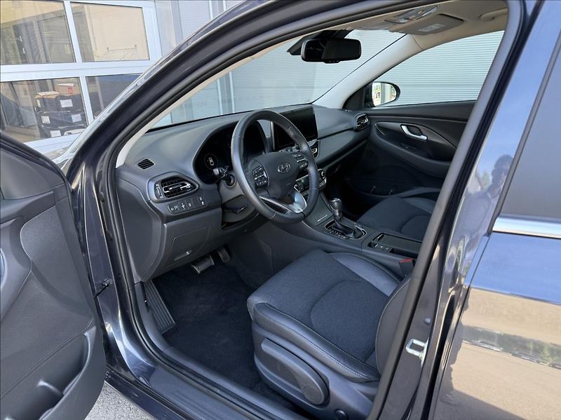 Hyundai i30 1,5 T-GDI DCT  FB Style Safety - fotka 8 z 19