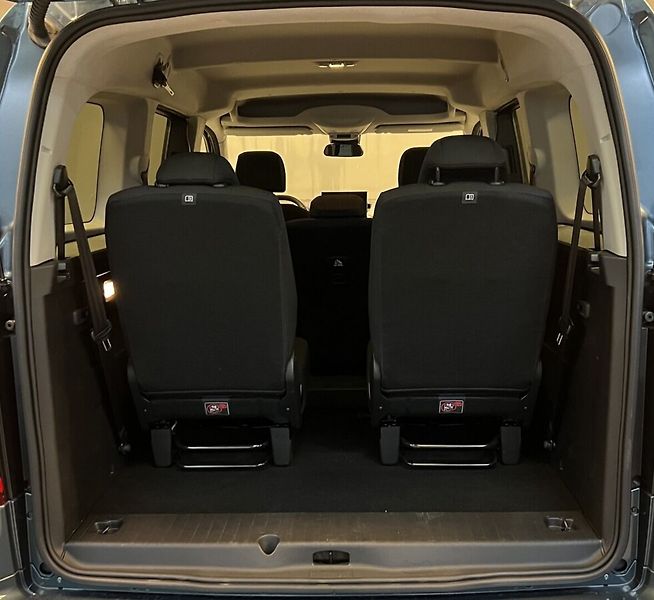 Toyota ProAce FAMILY VIP 8 AT LONG - fotka 14 z 19