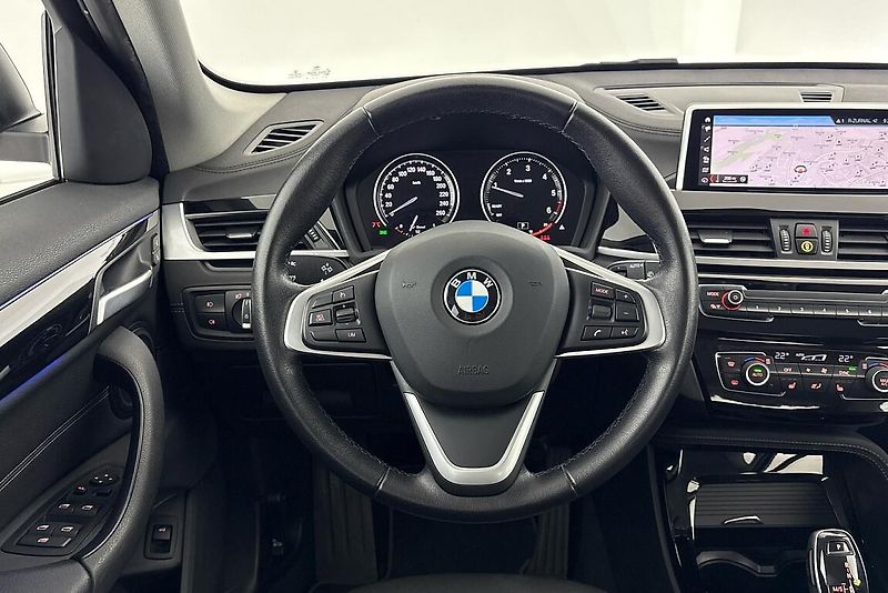 BMW X1 xDrive18d - fotka 20 z 24