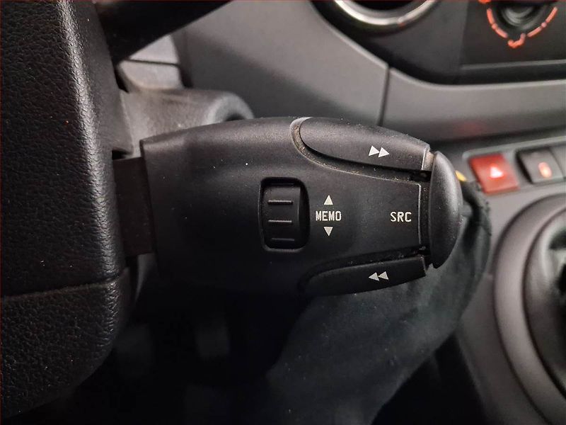 Citroën Berlingo (2011) 1.6 VTi, 5Míst - fotka 17 z 20