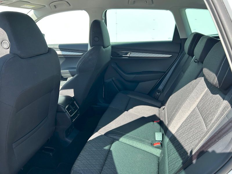 Škoda Karoq (2025) SEL TS 110/1.5 A7F - fotka 6 z 28