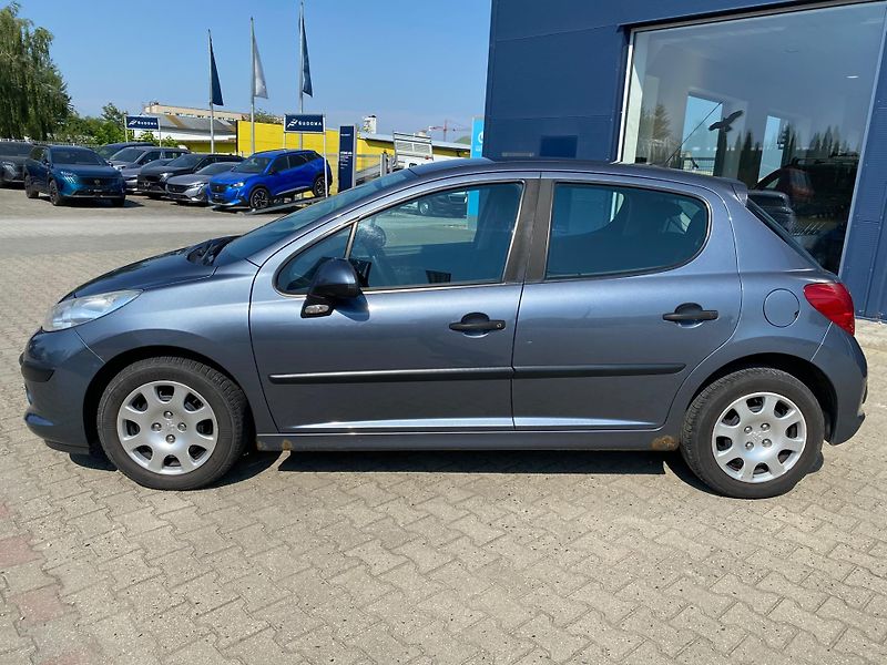 Peugeot 207 (2008) 1.4, Klimatizace - fotka 4 z 19