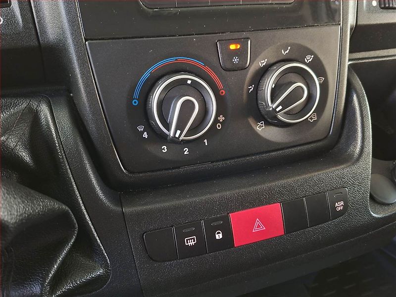 Citroën Jumper (2018) 2.0 BlueHDi, Maxi, 14m3, 1.0t - fotka 15 z 18