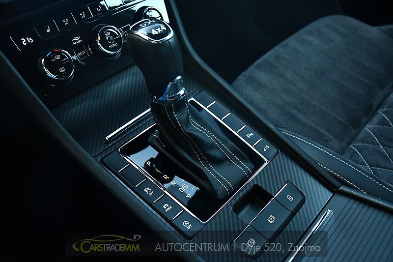 Škoda Superb 2,0TDI SPORTLINE 147KW DSG 4x4 - fotka 34 z 56