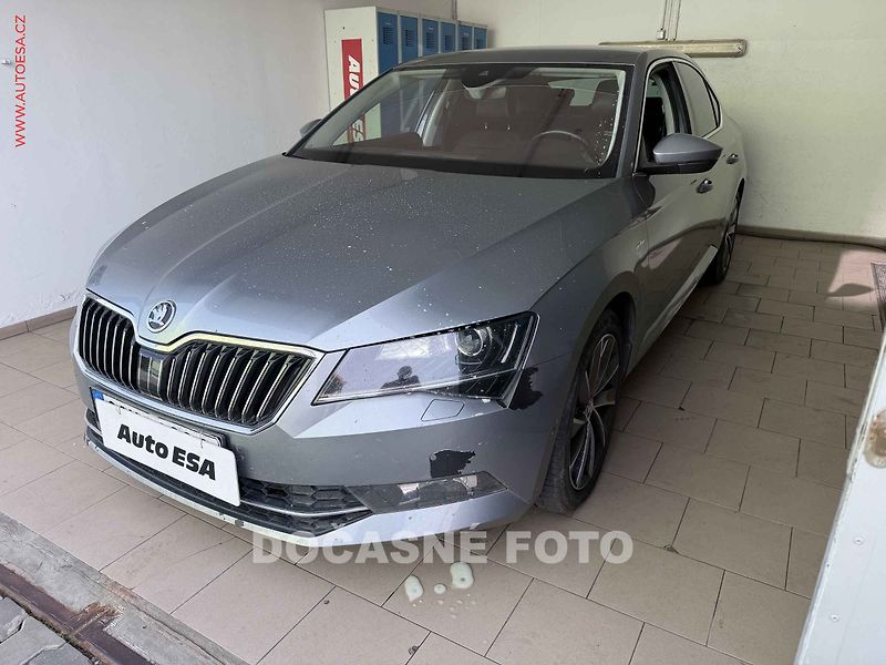 Škoda Superb (2017) 2.0 TDi 4x4, 2.maj,ČR, AT - fotka 1 z 3
