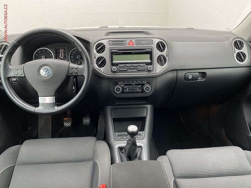 Volkswagen Tiguan (2010) 2.0 TSi 4x4, Team, bixen - fotka 8 z 16