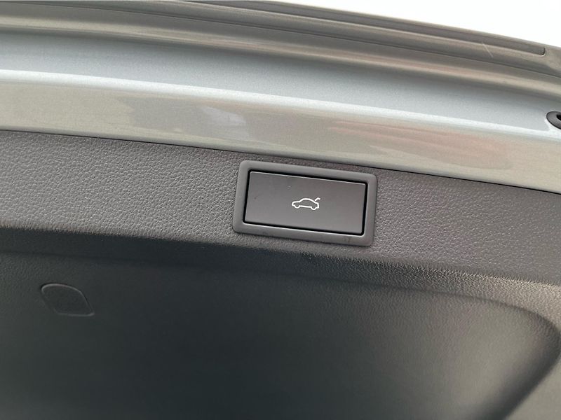 Škoda Octavia 1,5TSI m-HEV 110kW EXCLUSIVE S - fotka 27 z 29