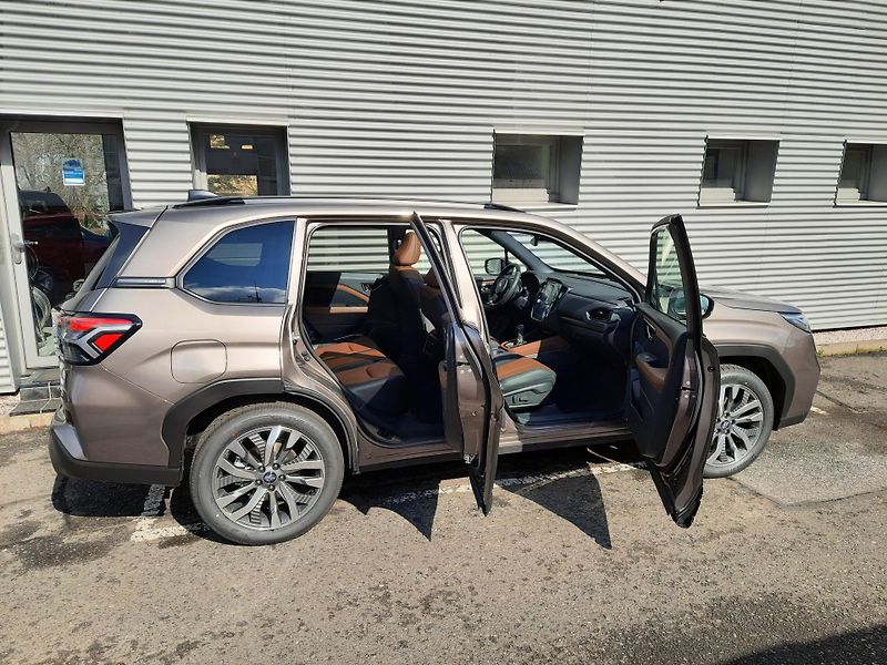 Subaru Forester (2025) NOVÝ FORESTER 2,0i TOURING - fotka 44 z 48