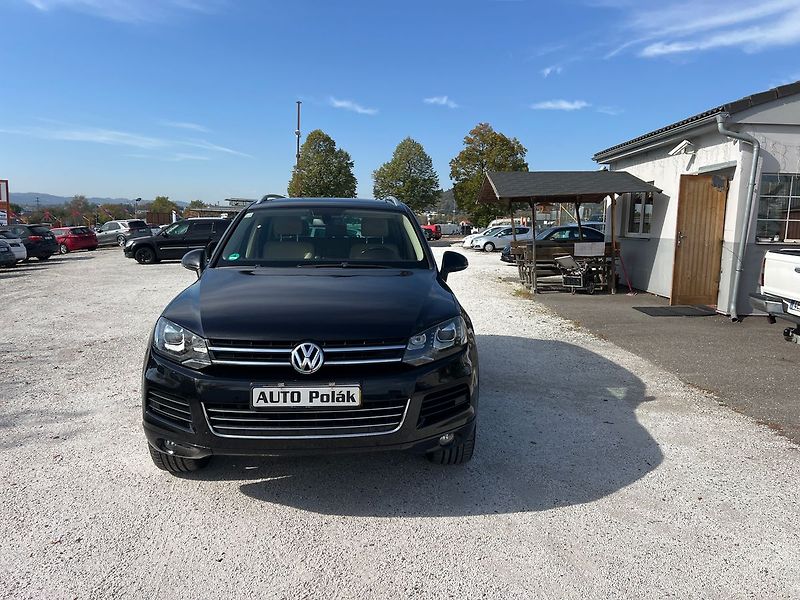 Volkswagen Touareg 3,0 TDI V 6 - fotka 1 z 15