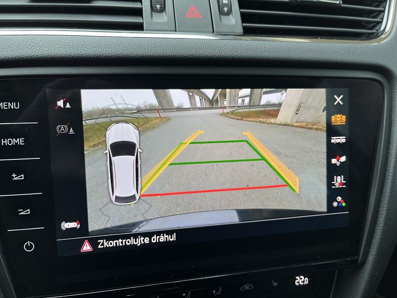 Škoda Octavia (2020) 2.0TDI STYLE NAVI KAMERA VÝHŘE - fotka 15 z 35