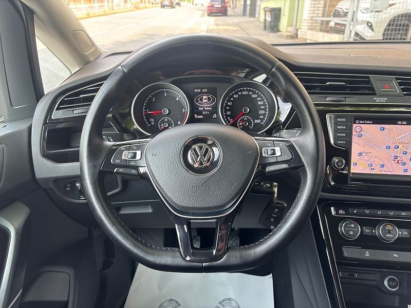 Volkswagen Touran 2.0TDi/2017/7MÍST.MAN6.110KW-Z - fotka 30 z 50