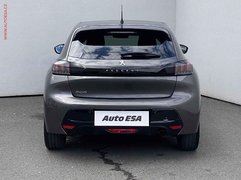 Peugeot 208 (2020) 1.2 PT, Allure, LED, panor - fotka 5 z 18