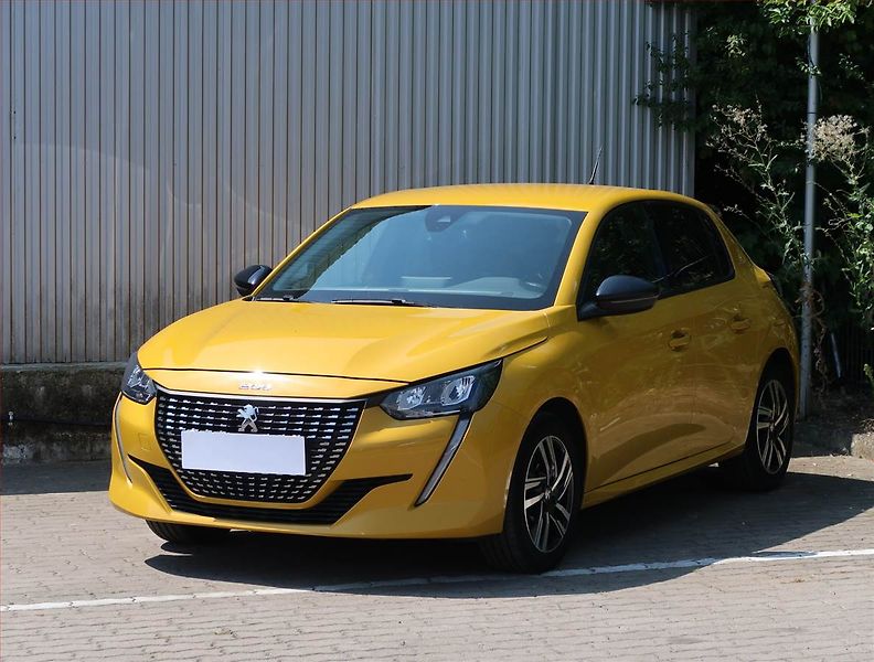 Peugeot 208 (2023) 1.2 PureTech, Automat, ČR - fotka 2 z 21