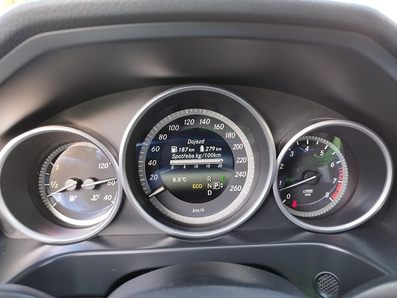 Mercedes-Benz Třídy E E200 NATURAL GAS CNG - fotka 15 z 28