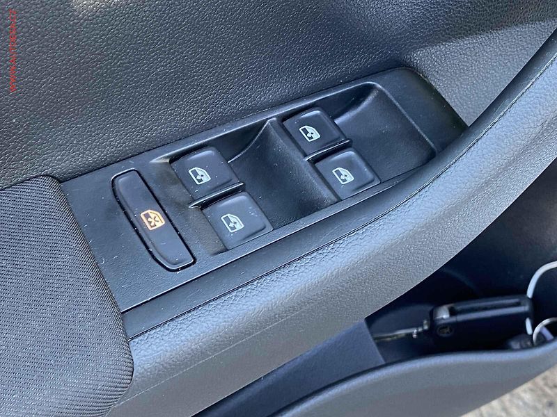 Škoda Fabia (2021) 1.0 TSi, 1.maj,ČR, Style - fotka 11 z 18