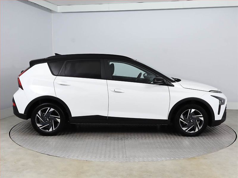 Hyundai Bayon (2024) 1.0 T-GDI - fotka 6 z 21