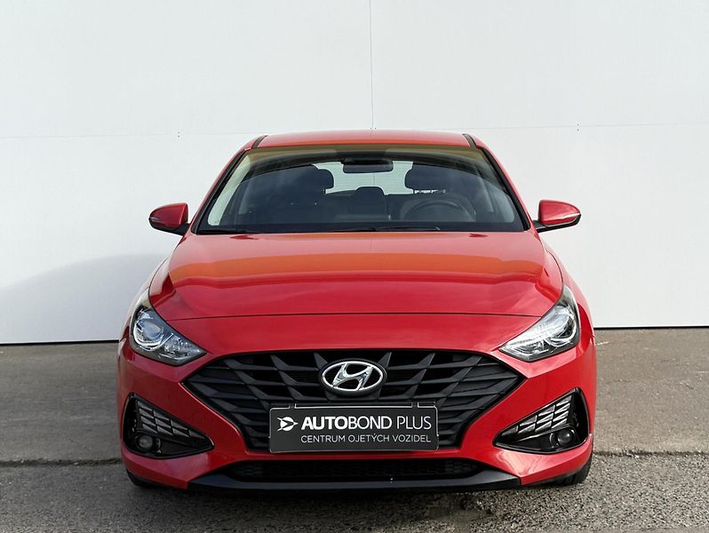 Hyundai i30 1.5 DPi 81kW Smart - fotka 4 z 17