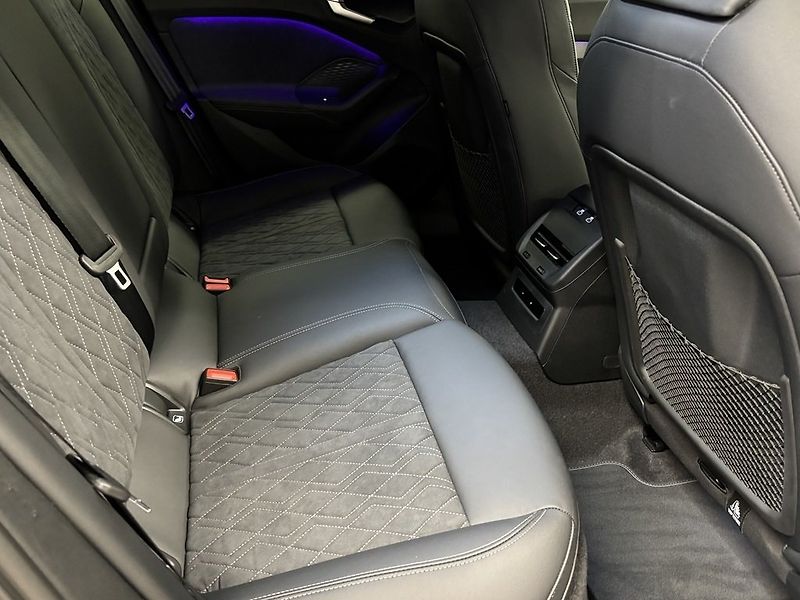 Audi A5 e-hybrid q S-Line Alcantara - fotka 9 z 9