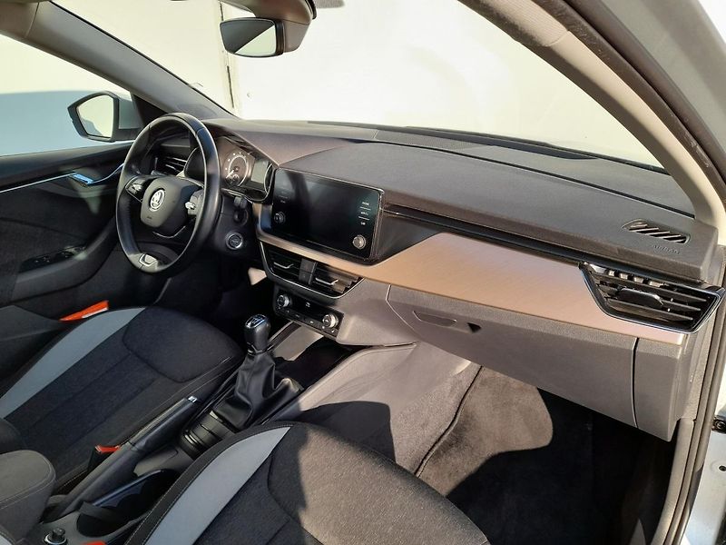 Škoda Scala 1.0TGi  G-TEC STYLE 66KW 6MP - fotka 15 z 20