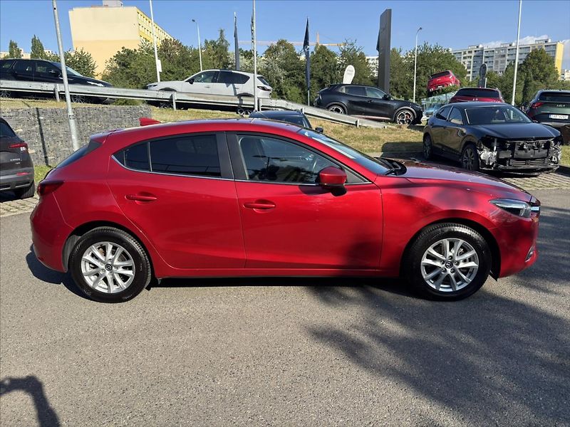 Mazda 3 2,0 i Attraction PLNÝ SERVIS - fotka 6 z 39