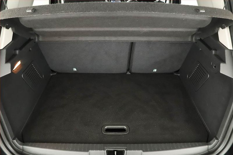 Renault Captur (2018) 1.2 TCe, Kůže, Navi, Tempomat - fotka 16 z 17