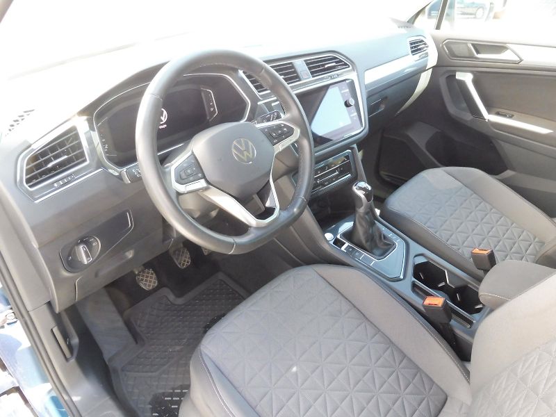 Volkswagen Tiguan (2023) Life 1,5 TSI 110kW - fotka 6 z 25