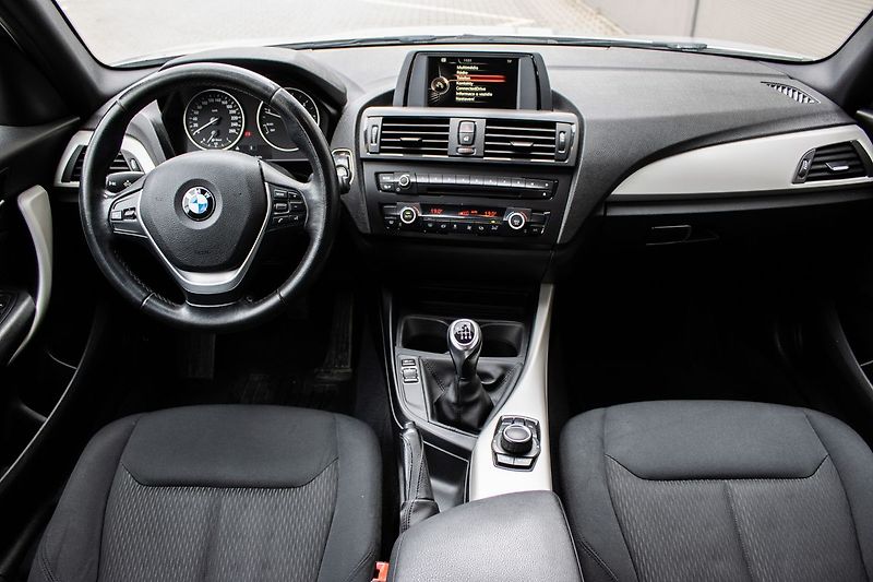 BMW Řada 1 116d, servisované - fotka 9 z 26