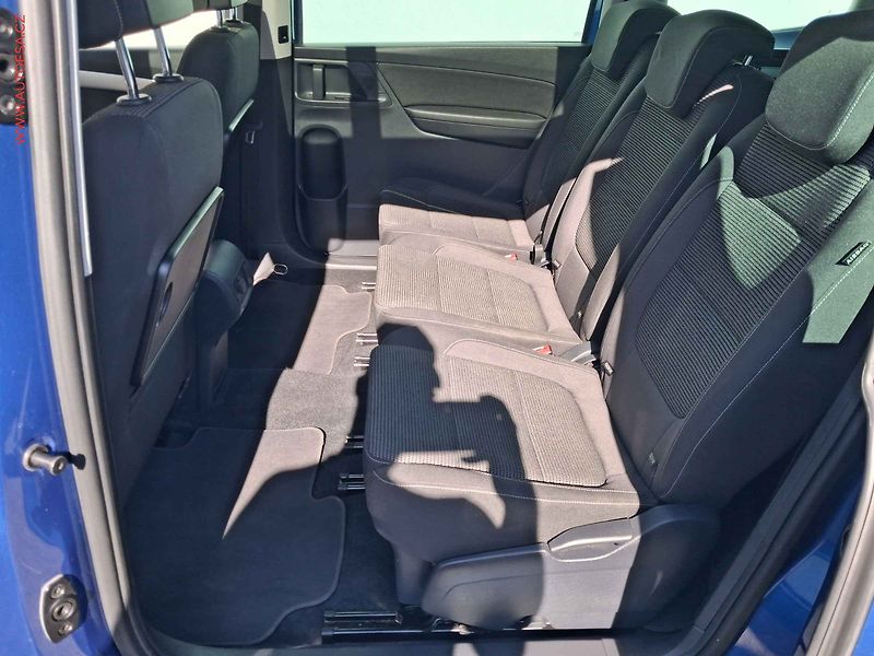 Volkswagen Sharan (2018) 2.0 TDi 7míst, DSG, bixen - fotka 10 z 17