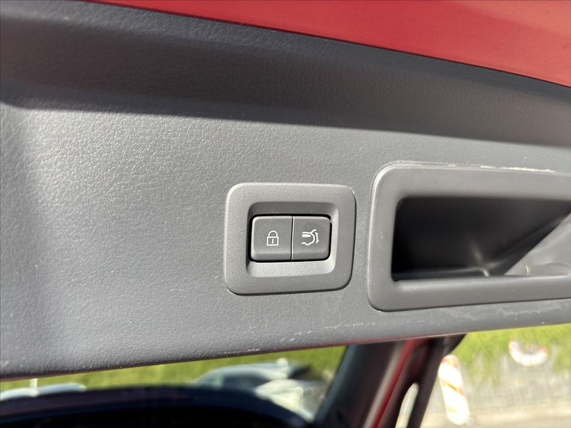 Mazda CX-30 2,0 i 137kW AT GT Plus CARPLAY - fotka 14 z 47