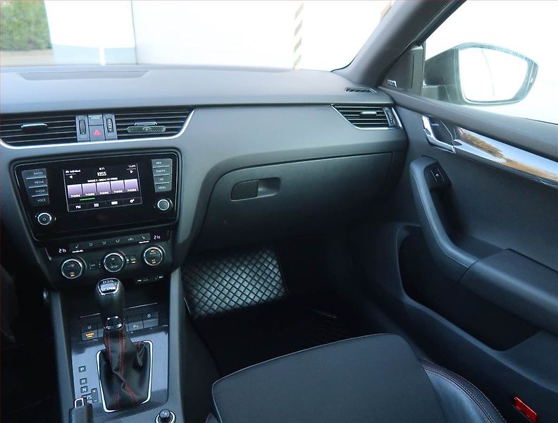 Škoda Octavia (2014) RS 2.0 TDI, Automat - fotka 8 z 26