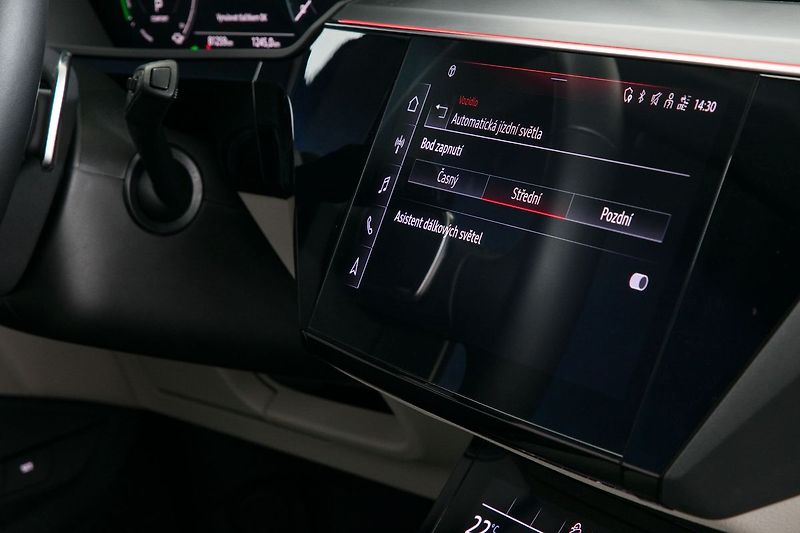 Audi e-tron 55 300kW Ventilace Matrix 360 - fotka 38 z 48