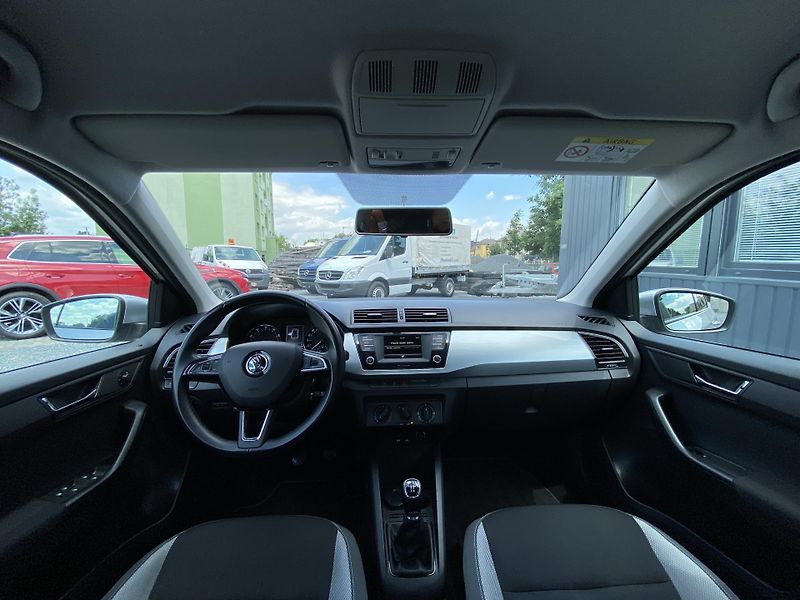 Škoda Fabia 1.2 TSI 66kW - ALU - PDC - fotka 27 z 41