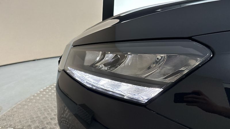 Škoda Fabia 1.0 TSI Style - fotka 18 z 22