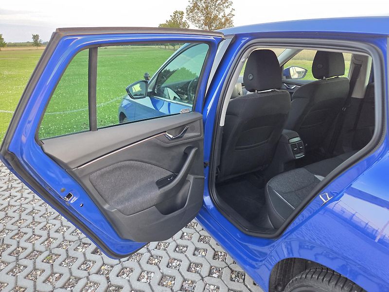 Škoda Scala 1.0 TSI 81 kW Style AT CZ DPH - fotka 13 z 27