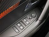 Peugeot 2008 (2023) 1.2 PureTech, ČR,1.maj - náhled 16