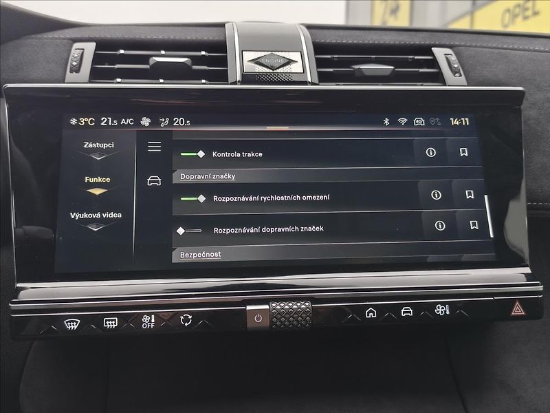 DS Automobiles DS7 Crossback 1,5   PERFOR. LINE 1.5 BLUEHDI - fotka 23 z 27