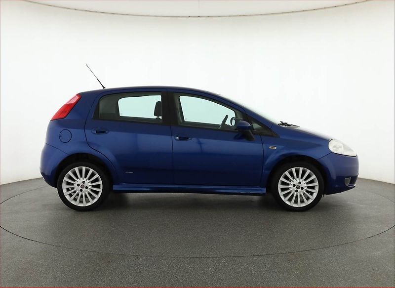 Fiat Grande Punto (2009) 1.4 Star Jet 16V, po STK - fotka 6 z 15