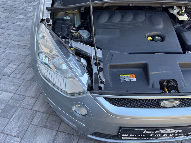 Ford S-MAX (2008) 2.0 TDCi Titanium - fotka 27 z 29