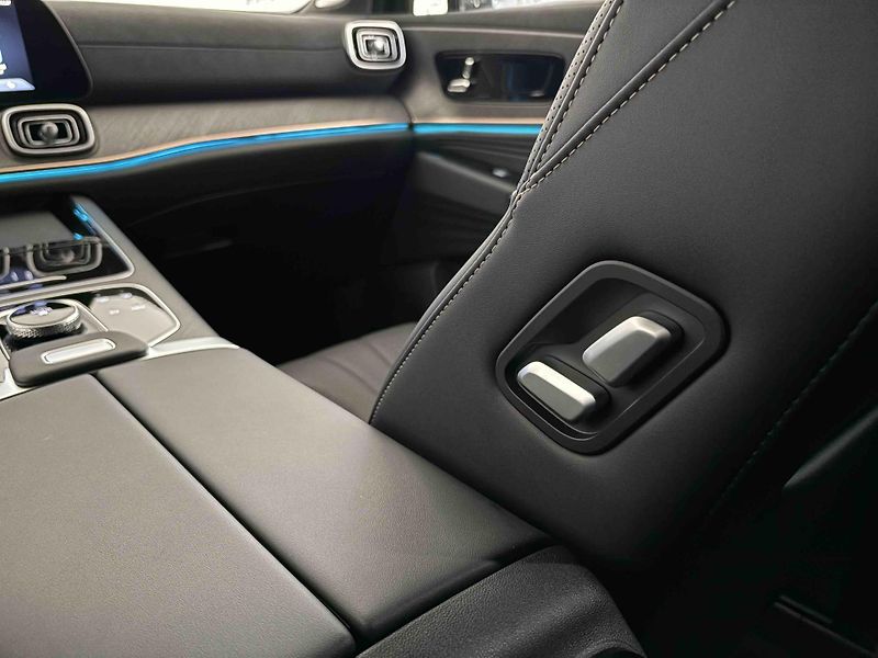 Jaecoo 8 (2026) PHEV AWD Exclusive - fotka 28 z 32