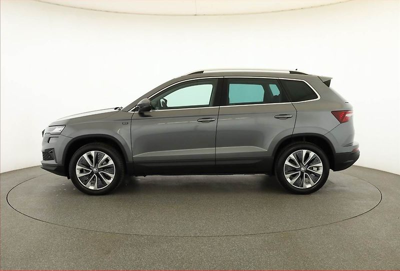 Škoda Karoq (2025) 2.0 TDI, Drive, 4x4 - fotka 3 z 20