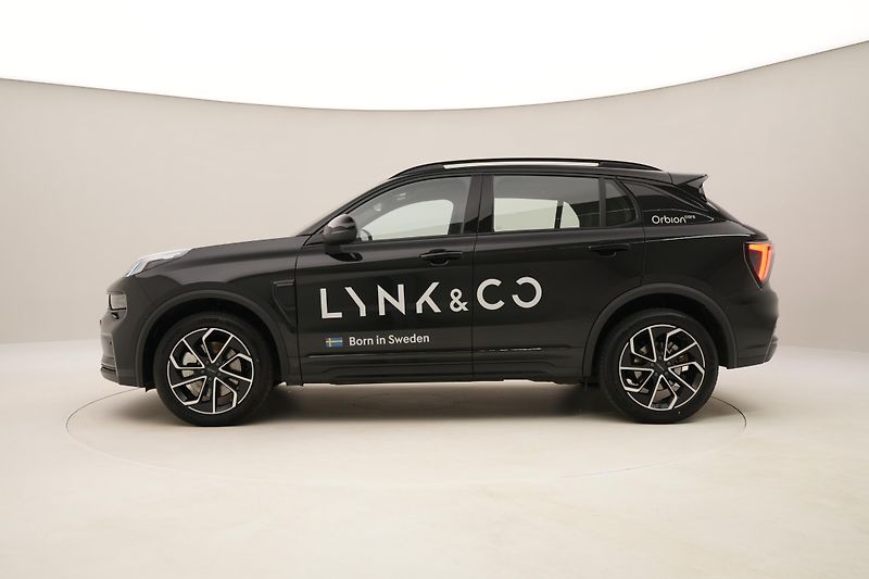 Lynk & Co 01 CORE PHEV AUT CZ 1.maj - fotka 8 z 72