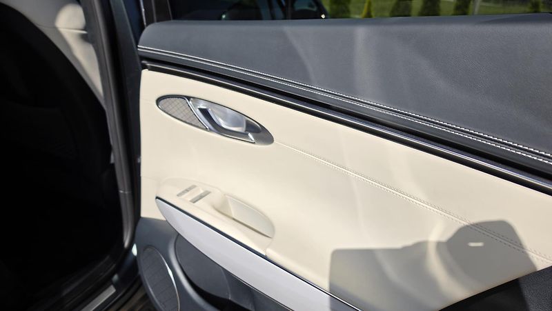 Genesis GV70 (2023) GV70 Sport - fotka 7 z 11