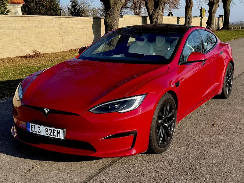Tesla Model S (2023) Plaid 1020 HP - fotka 5 z 20